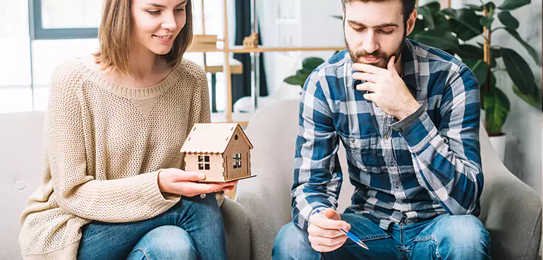 Why Homeowners Trust Providence Home Buyers to Sell House With Liens in Providence