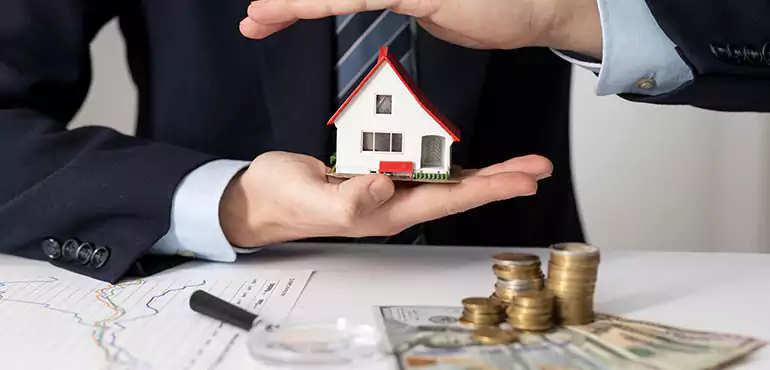 Who Do We Buy Houses From in Providence, RI?
